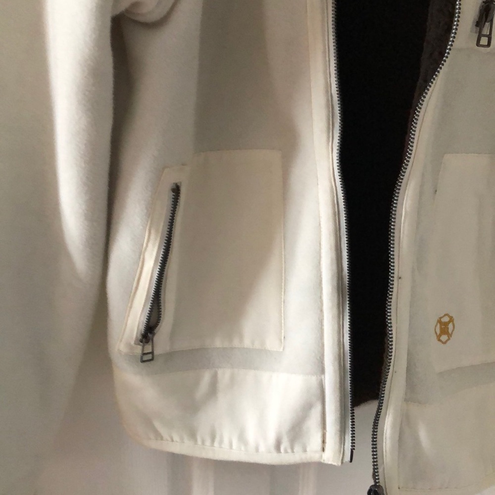 Ladies jacket - Picture 3 of 9